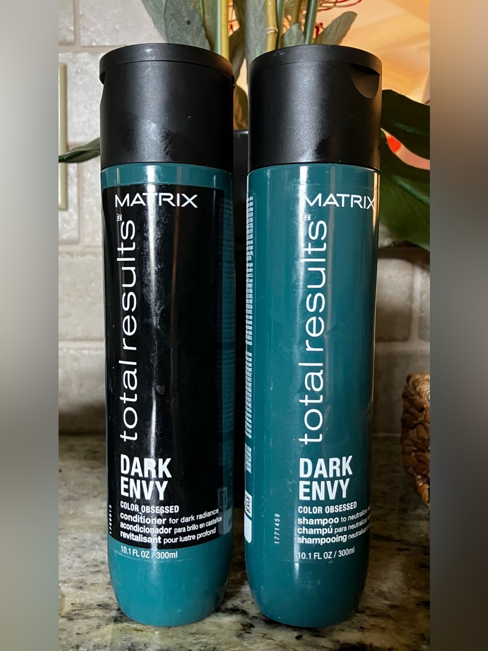 DISCONTINUED Matrix Total Results Dark Envy Shampoo and Conditioner